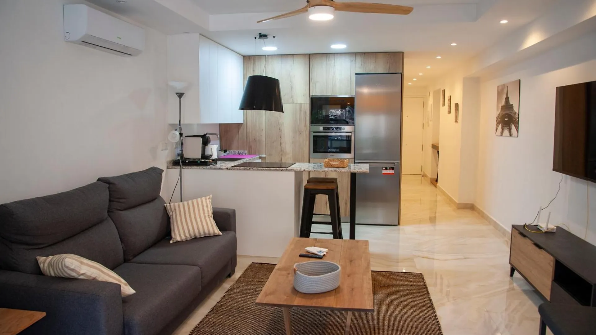 The Lighthouse Marbella Apartment 0*,